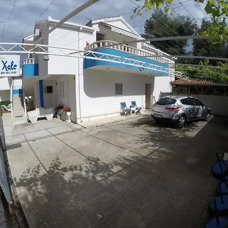 Kale Apartman Slatine