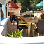 Kale Apartman Slatine