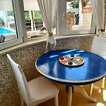 Kale Apartman Slatine